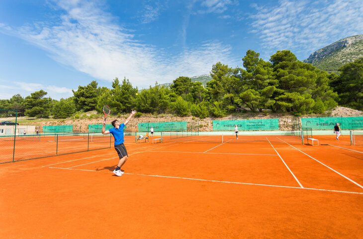 BRETANIDE Sport & Wellness Resort <div class="m-page-header__rating"><span class="m-page-header__rating--star"></span><span class="m-page-header__rating--star"></span><span class="m-page-header__rating--star"></span><span class="m-page-header__rating--star"></span></div>