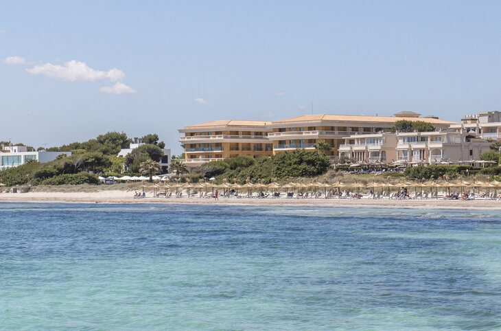 Sarena de Muro Resort Mallorca <div class="m-page-header__rating"><span class="m-page-header__rating--star"></span><span class="m-page-header__rating--star"></span><span class="m-page-header__rating--star"></span><span class="m-page-header__rating--star"></span><span class="m-page-header__rating--star"></span></div>